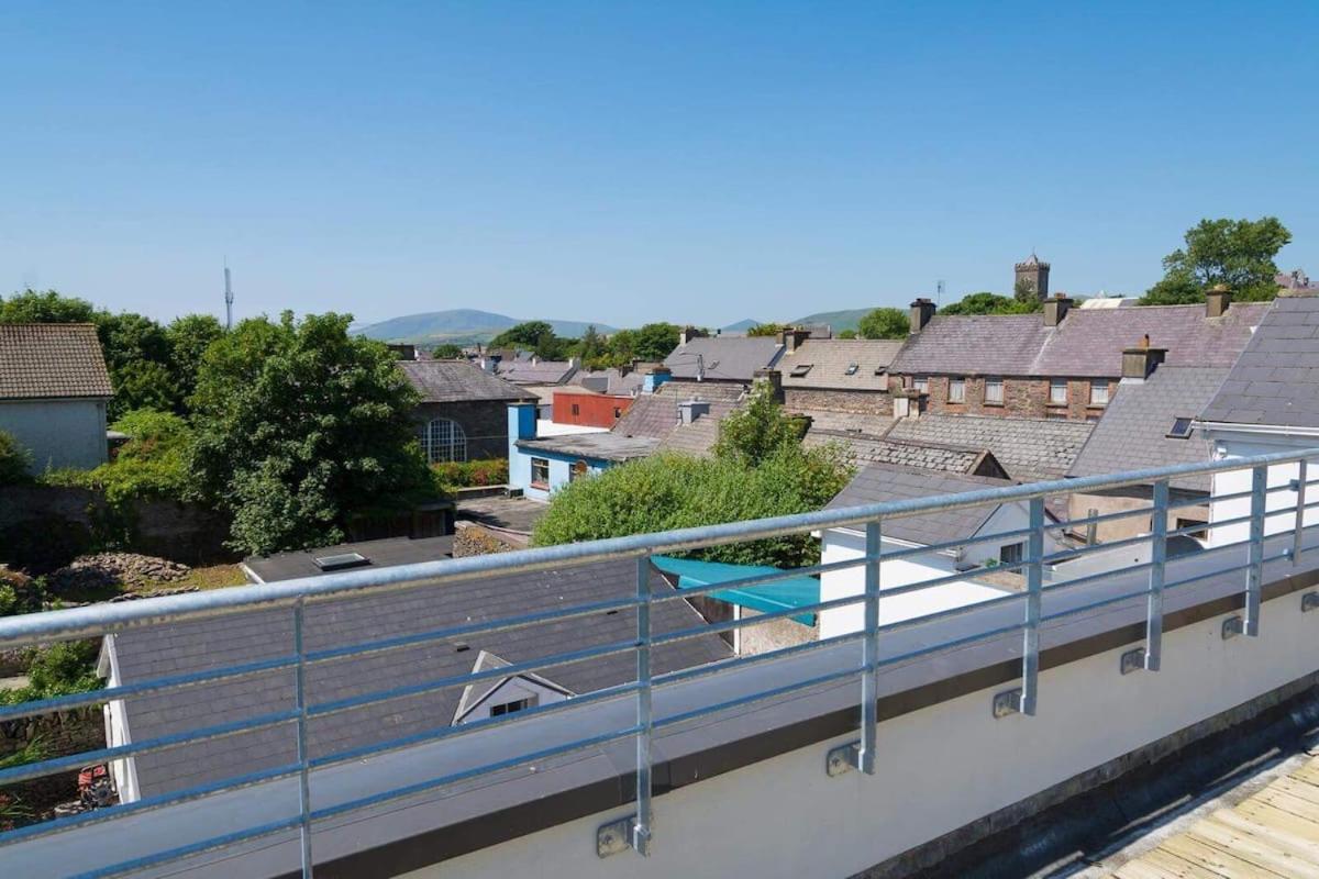 Apartments In Dingle Town Center Exterior foto